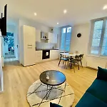 Confortable En Plein Centre Historique